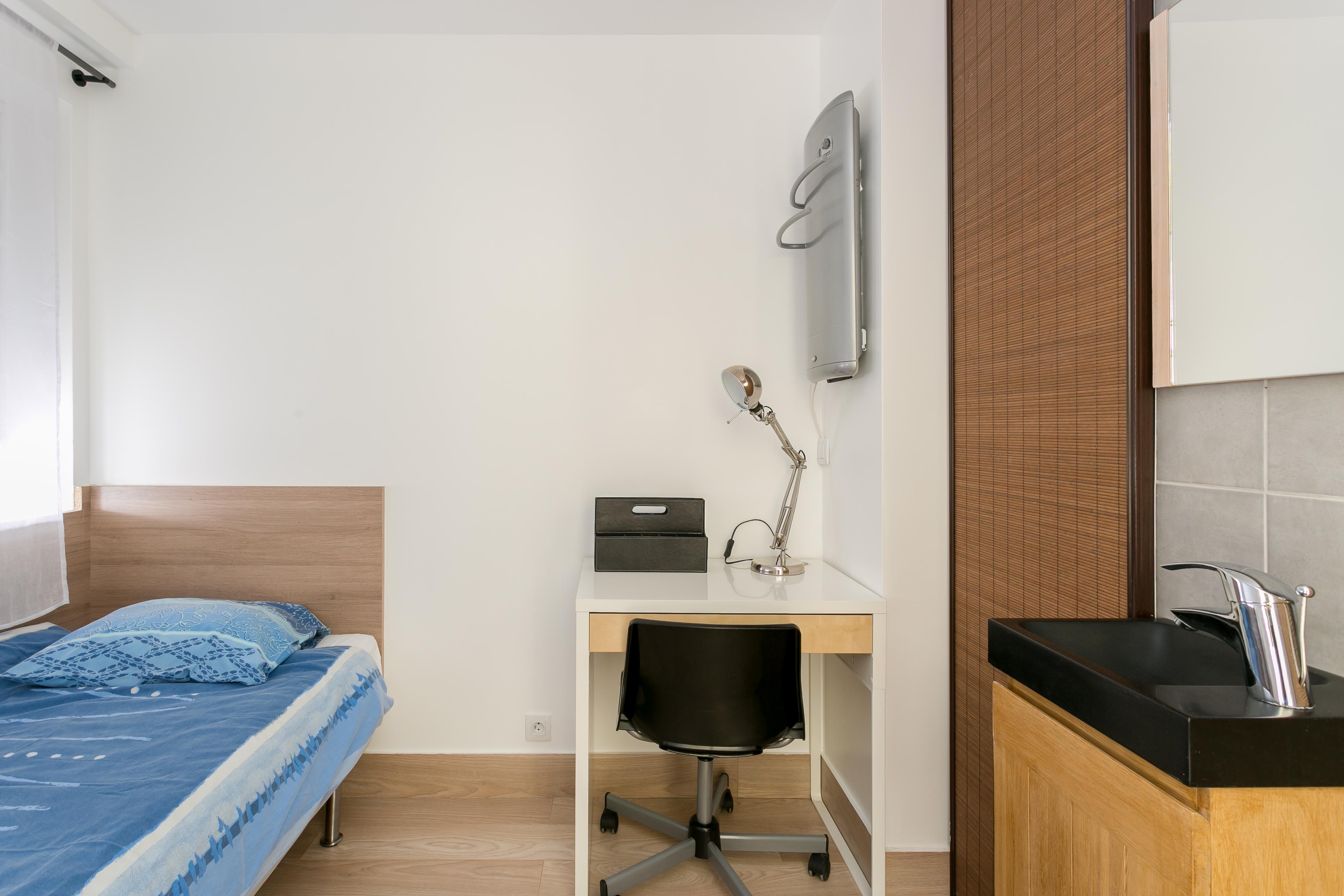 Residence Hotel Le Relais Amelie Кламар Екстериор снимка