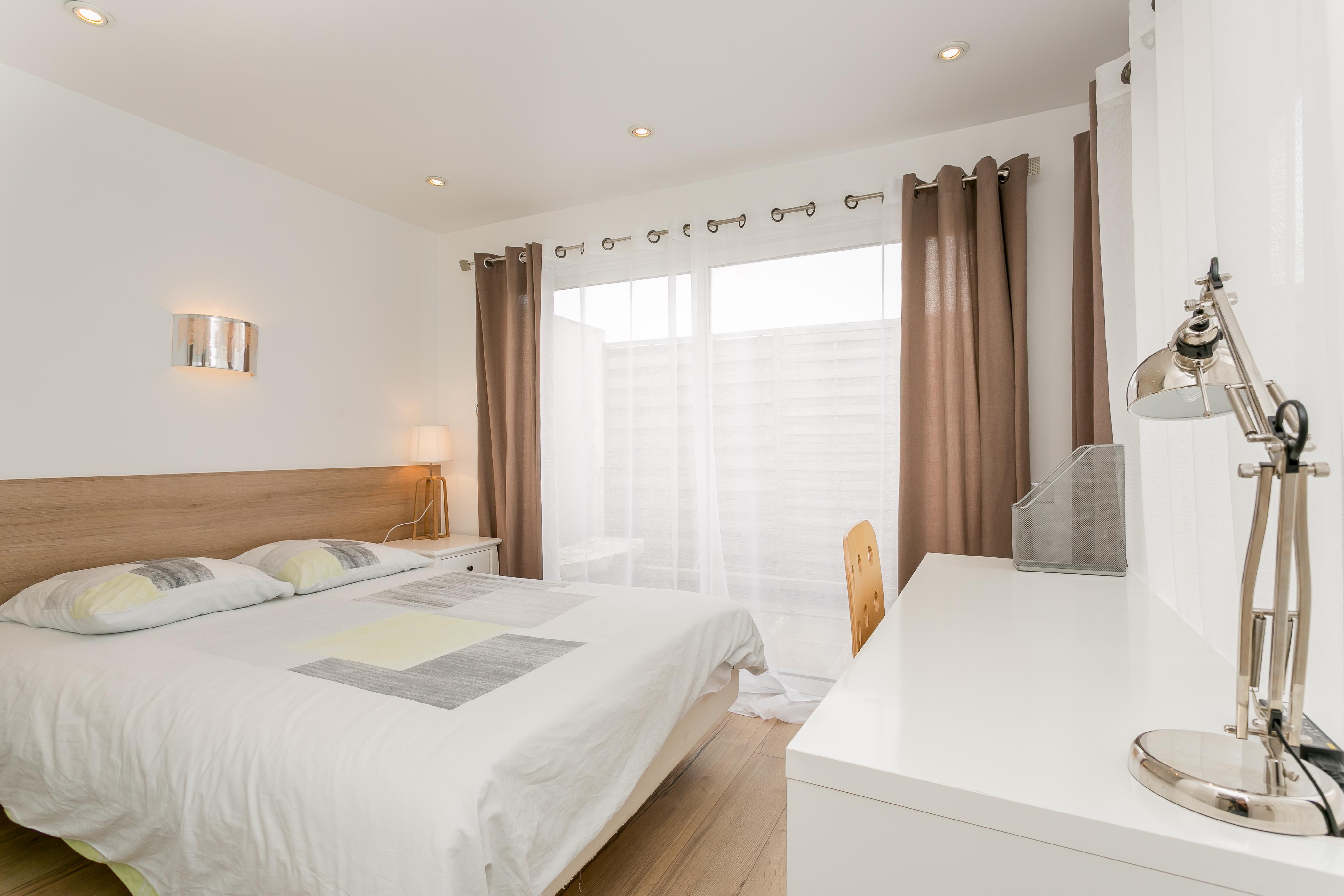 Residence Hotel Le Relais Amelie Кламар Екстериор снимка