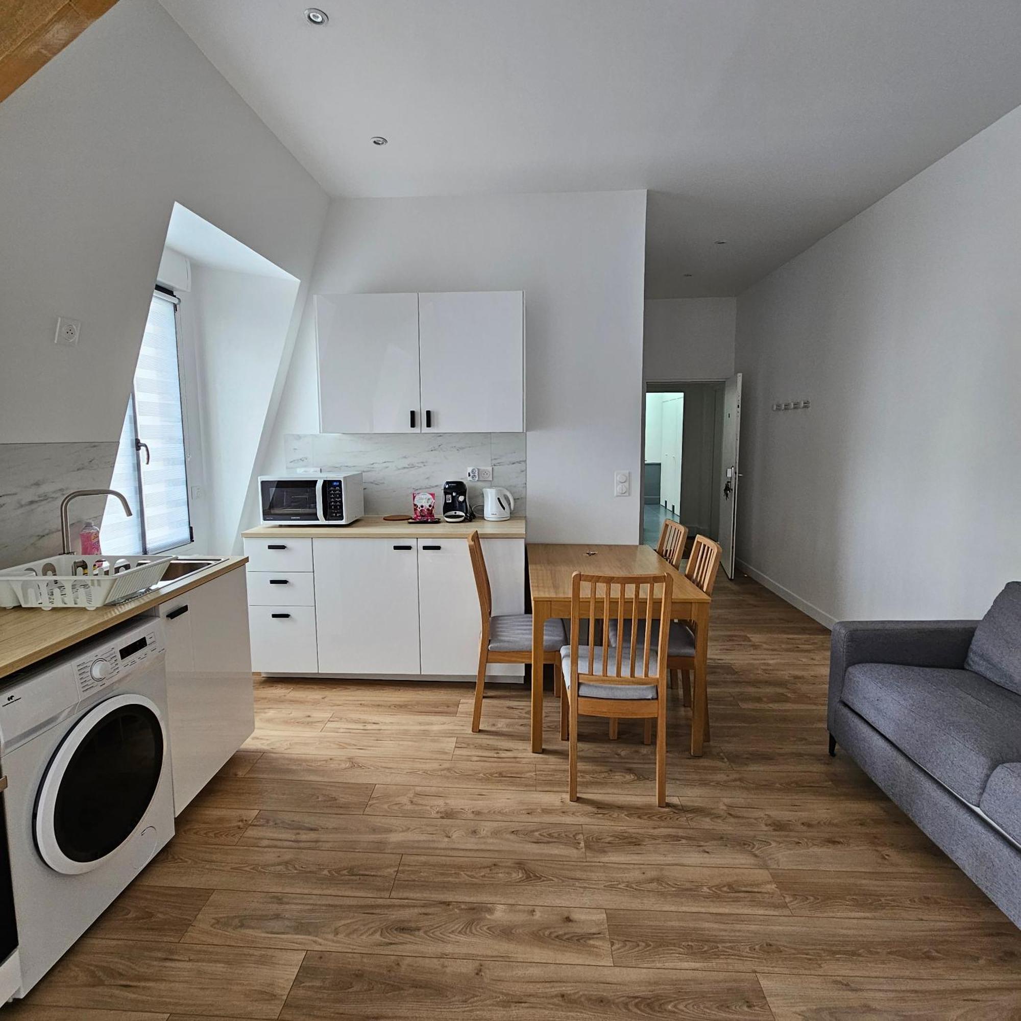 Residence Hotel Le Relais Amelie Кламар Екстериор снимка