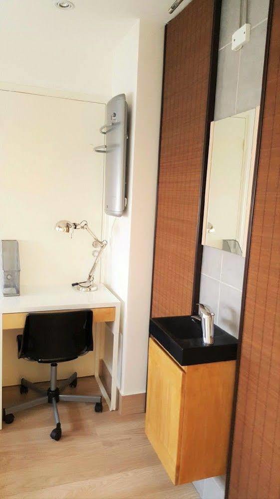 Residence Hotel Le Relais Amelie Кламар Екстериор снимка